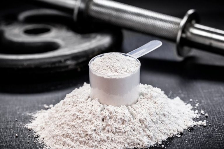 Creatina antes o después de entrenar: Cuándo tomar creatina y cómo tomarla correctamente