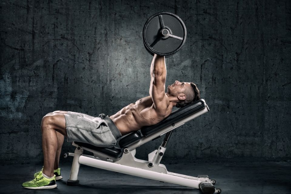 Drop set: Aprenda a técnica e potencialize seus ganhos musculares