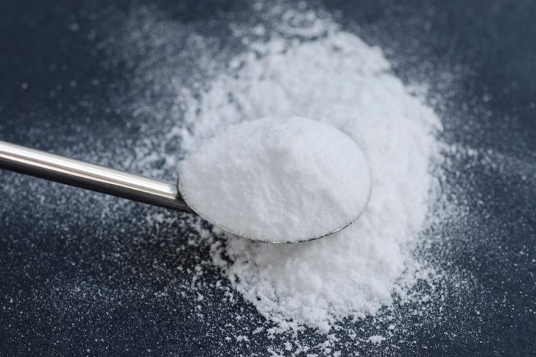 Bicarbonato é pré-treino? Descubra como ele age no corpo e se funciona