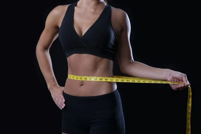 Ideal weight by height: Discover how to calculate yours