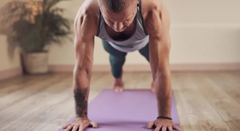 The Best Bodyweight Circuits for Travel, Small Spaces or No Gym Access